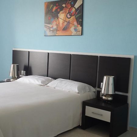 Buddi Hotel Platamona Exterior foto