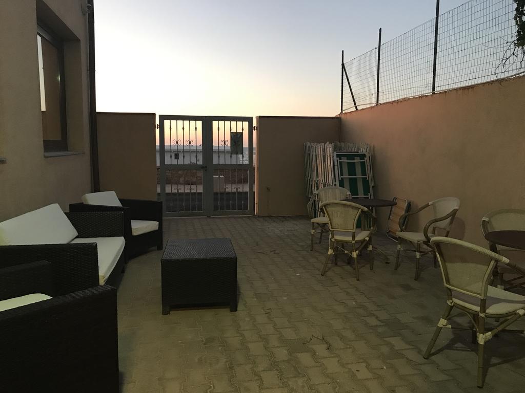 Buddi Hotel Platamona Exterior foto
